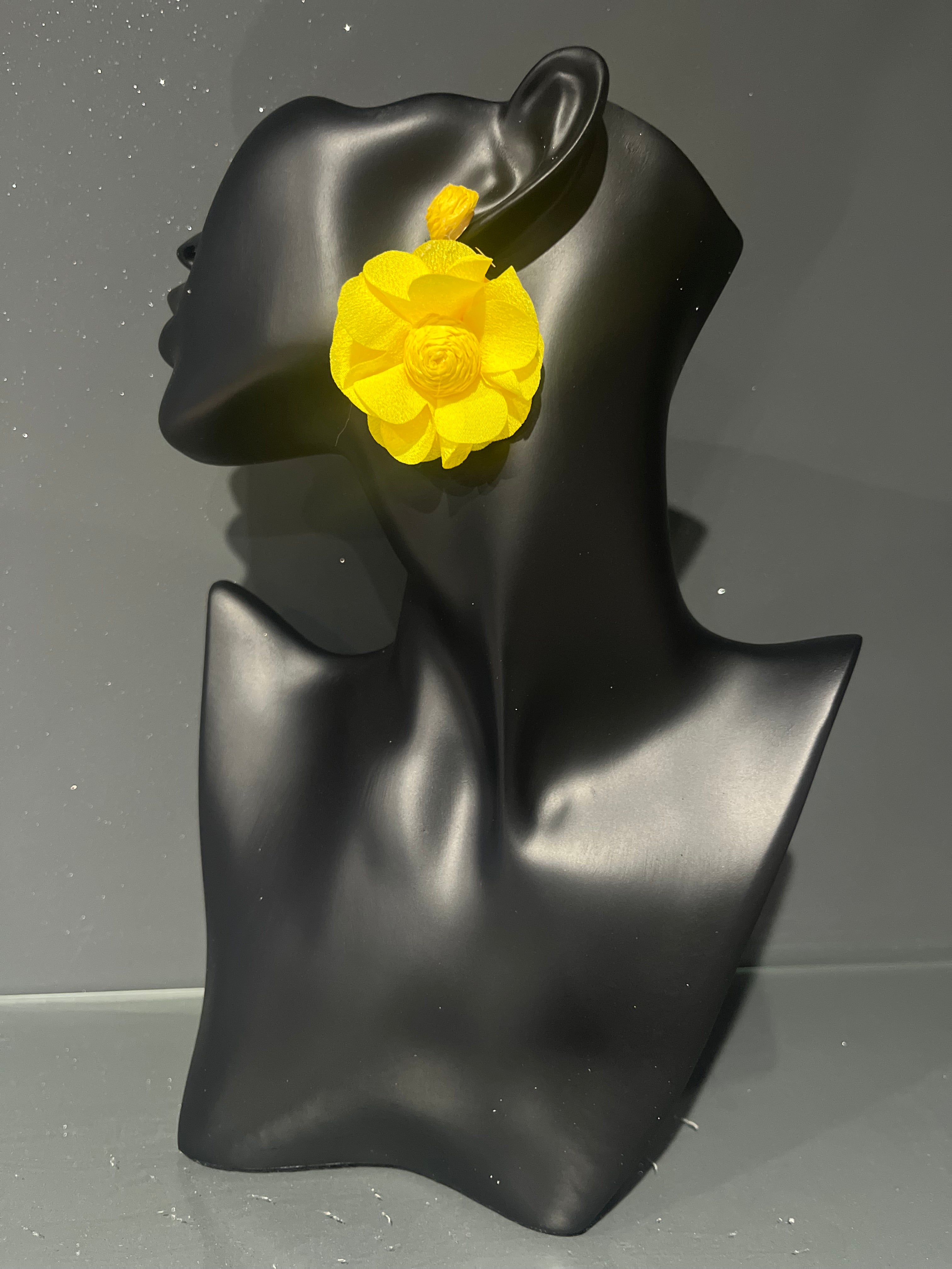 Yellow Retro Rose Earring