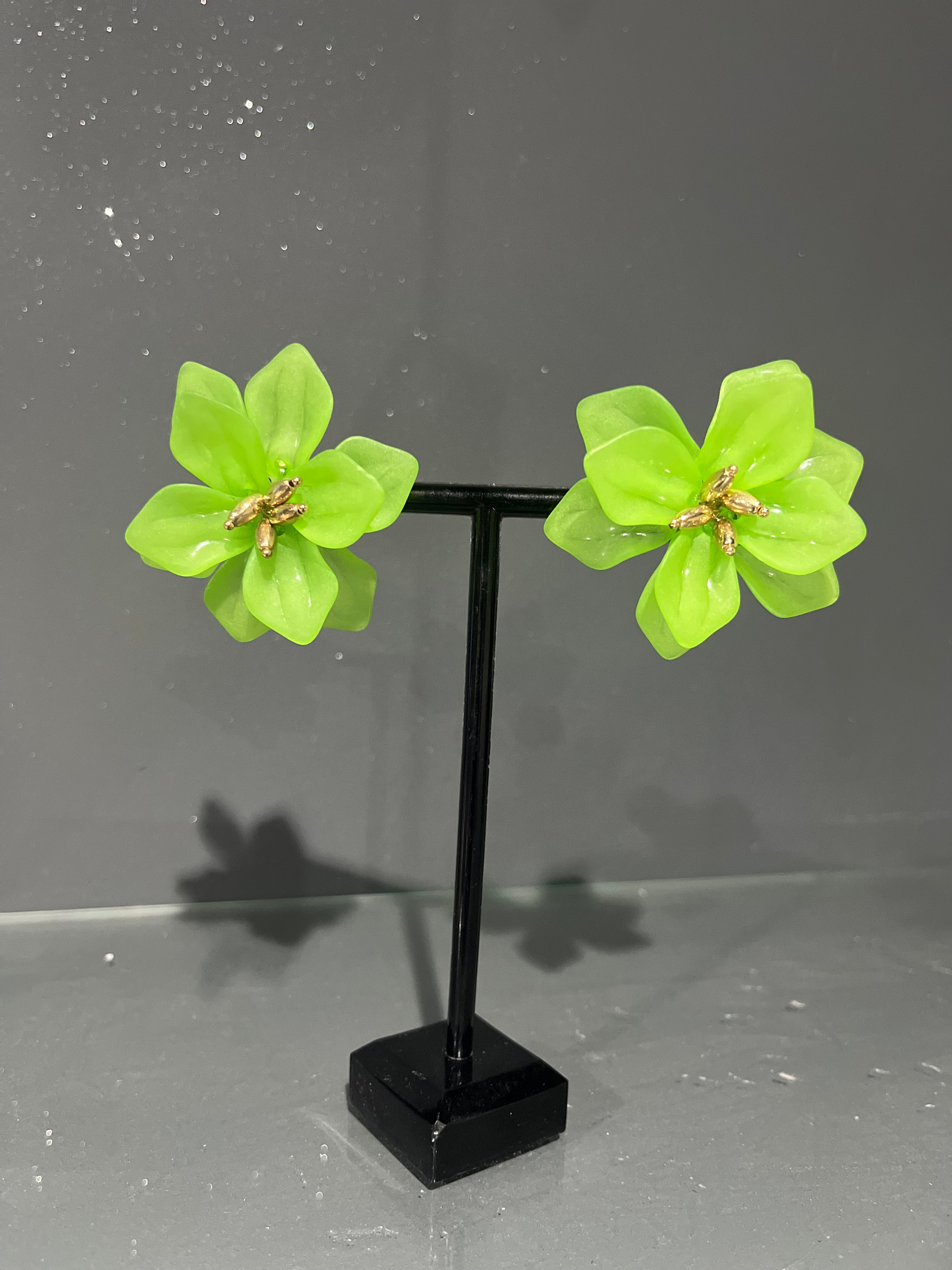 Light Green Budded Flower Earring