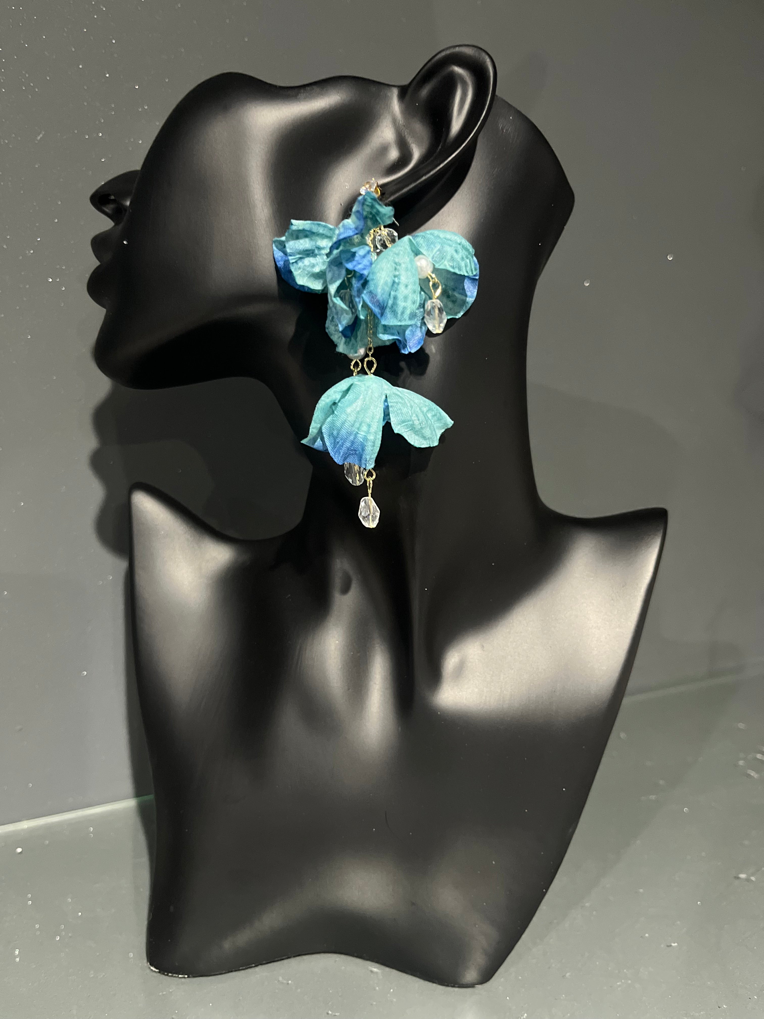 Light Blue Gradient Drop Earring