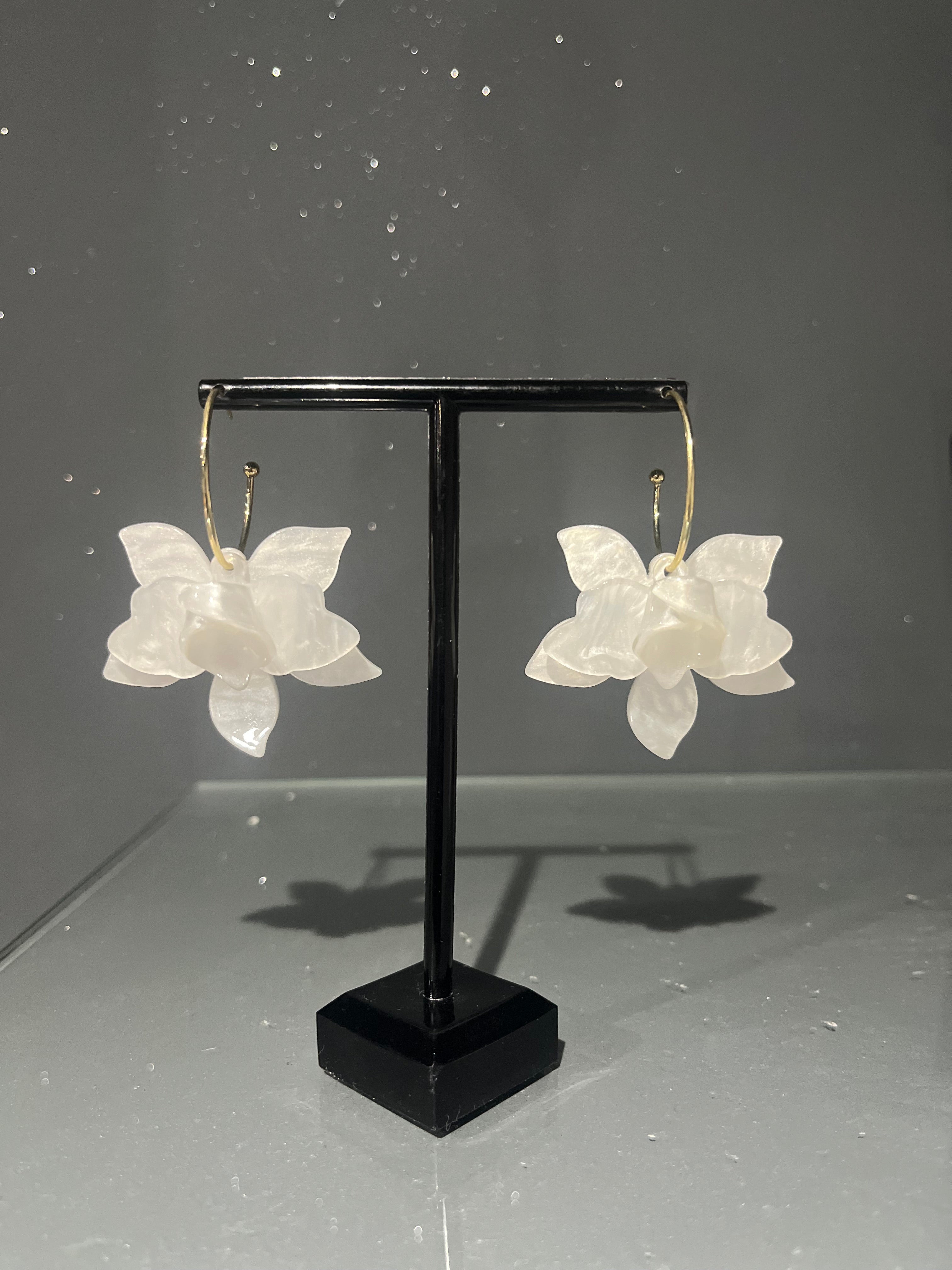 White Marbled Resin Rose Earring