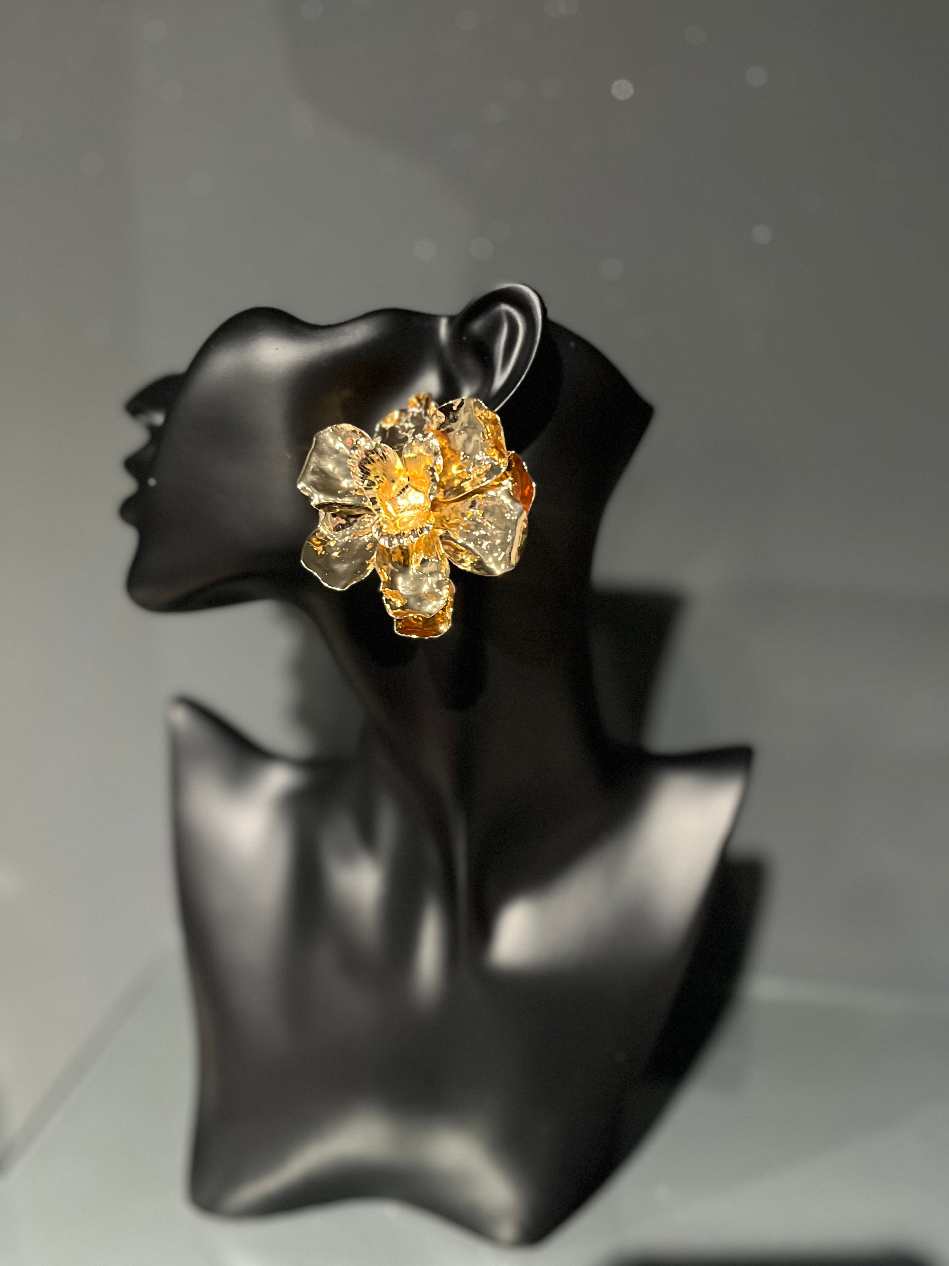 Gold Exaggerated Flower Earring
