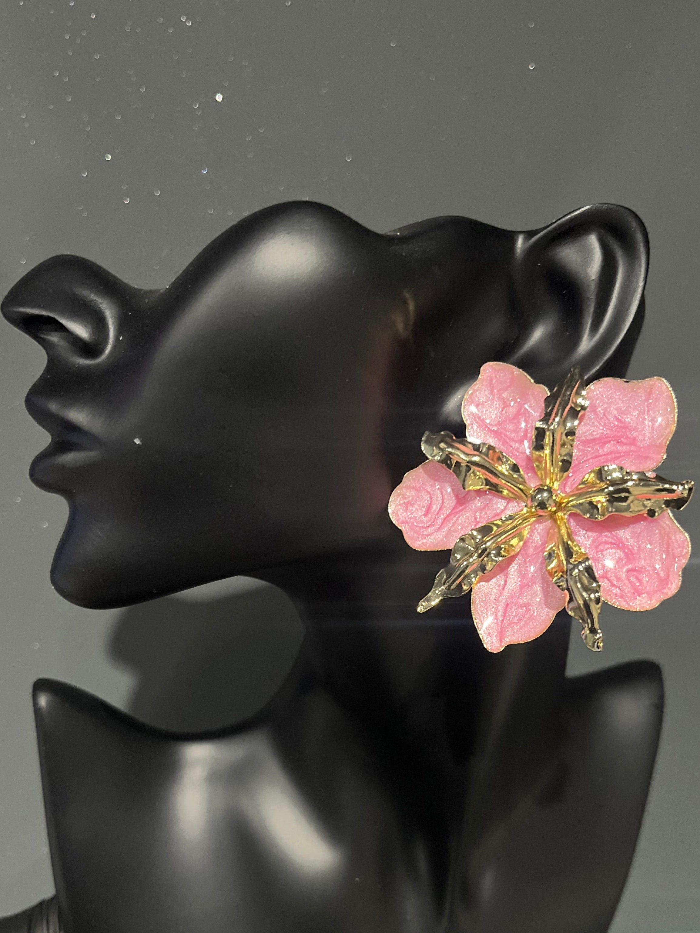 Baby Pink & Gold Exaggerated Flower Earring