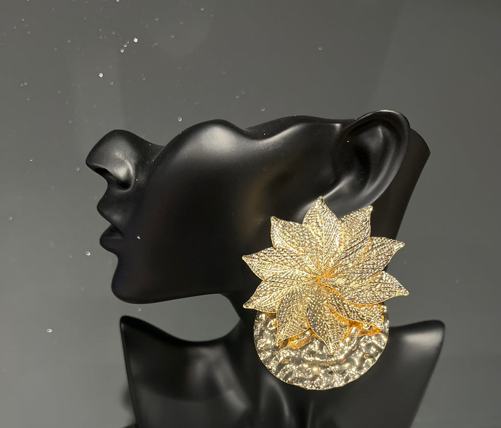 Golden Leaf & Circle Earring