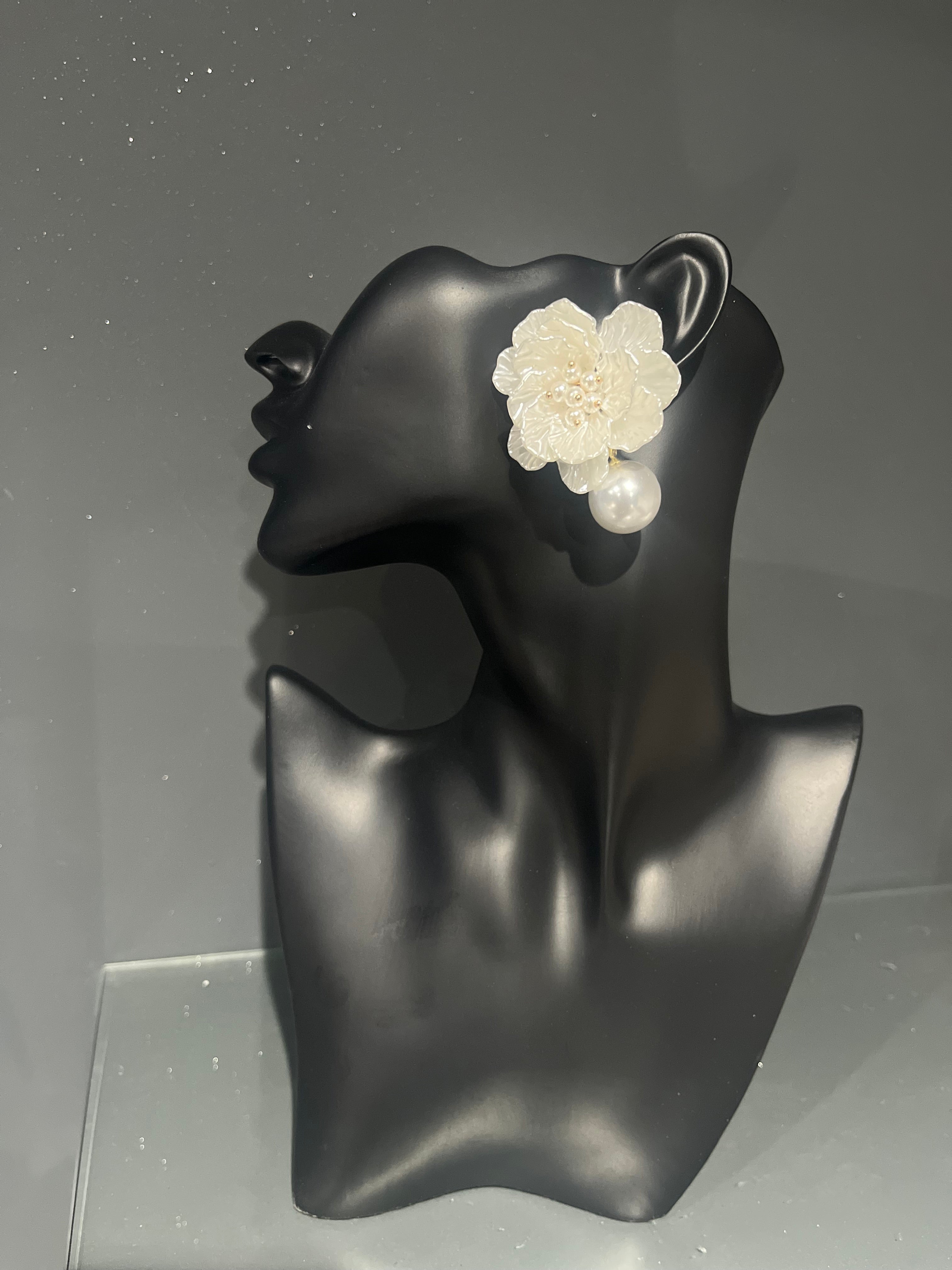 White Flower and Pearl Earring