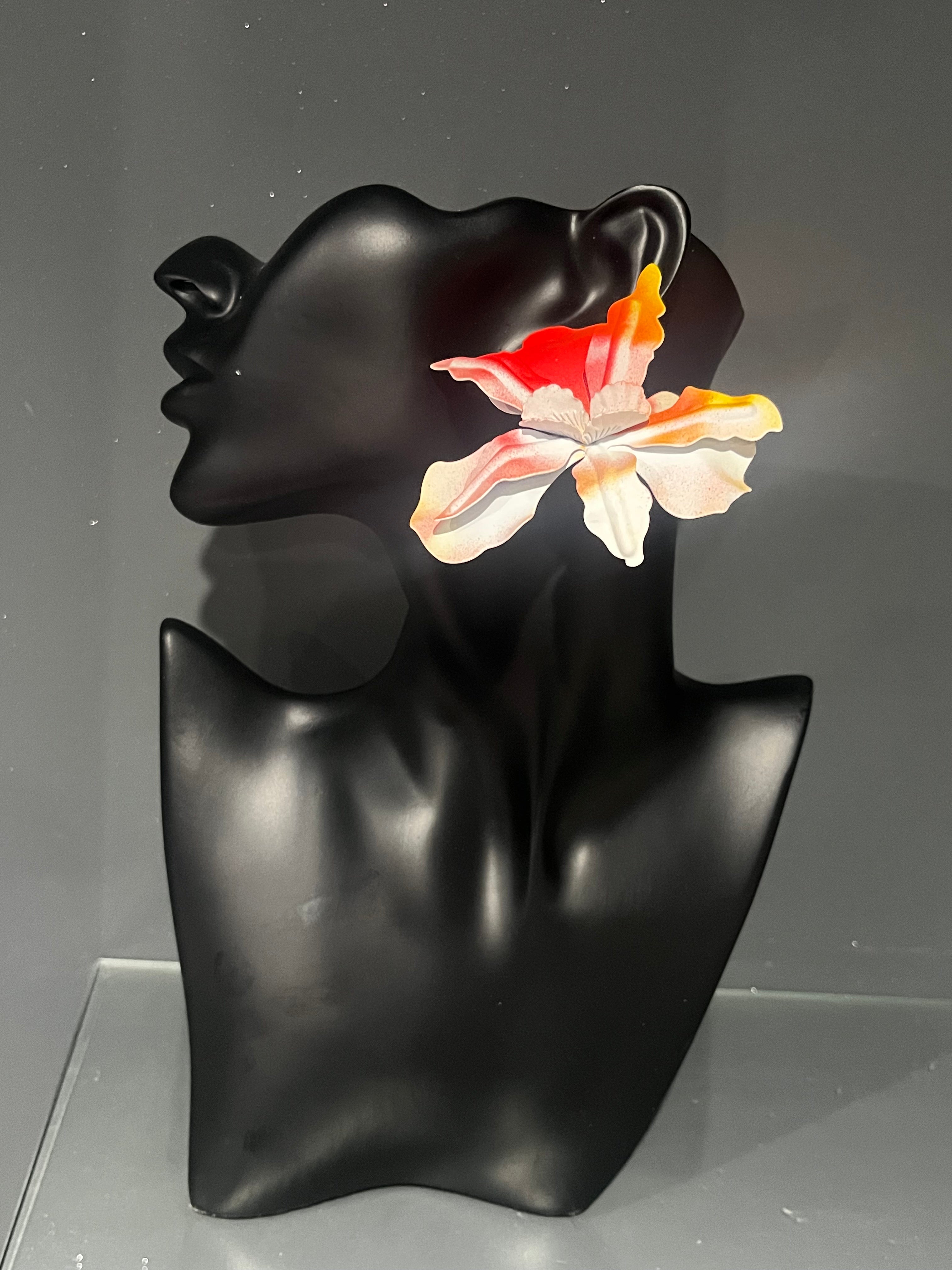 Red & White Flower Ombre Earring