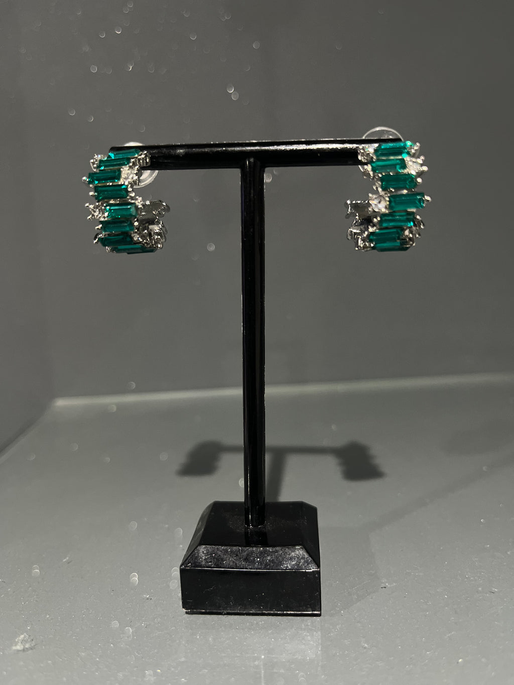 Green 'Shiny C' style Earring