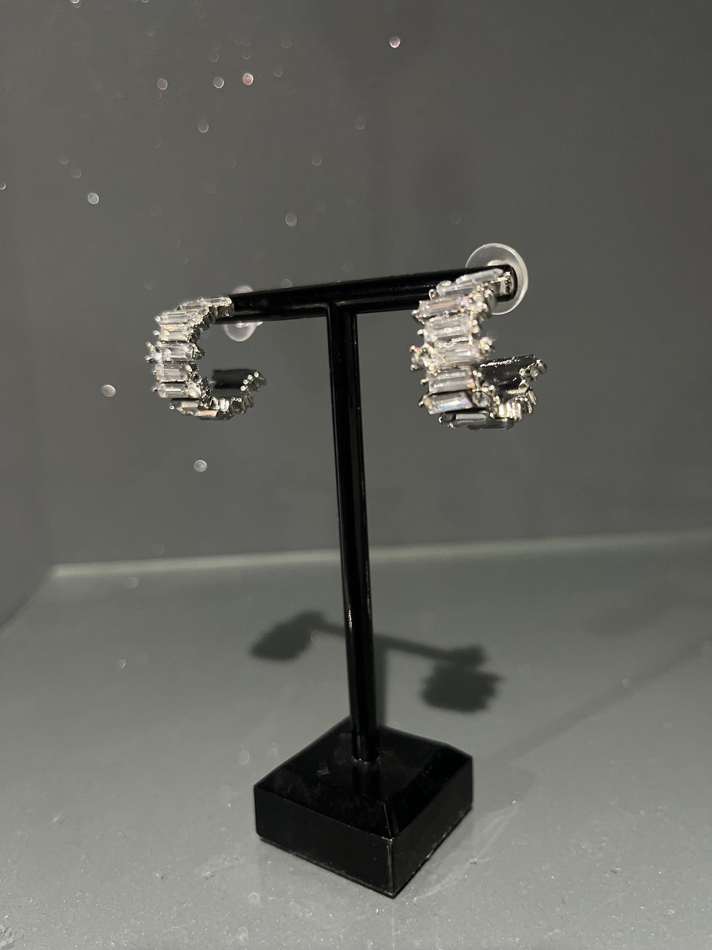 Silver 'Shiny C' style Earring