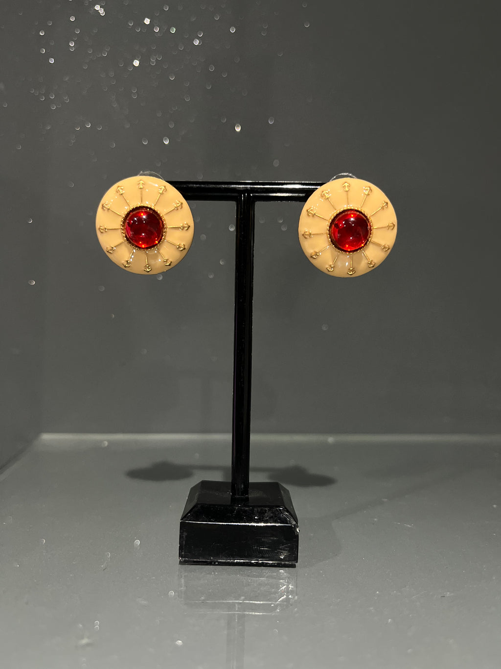 Round Red & Beige Stud Earring
