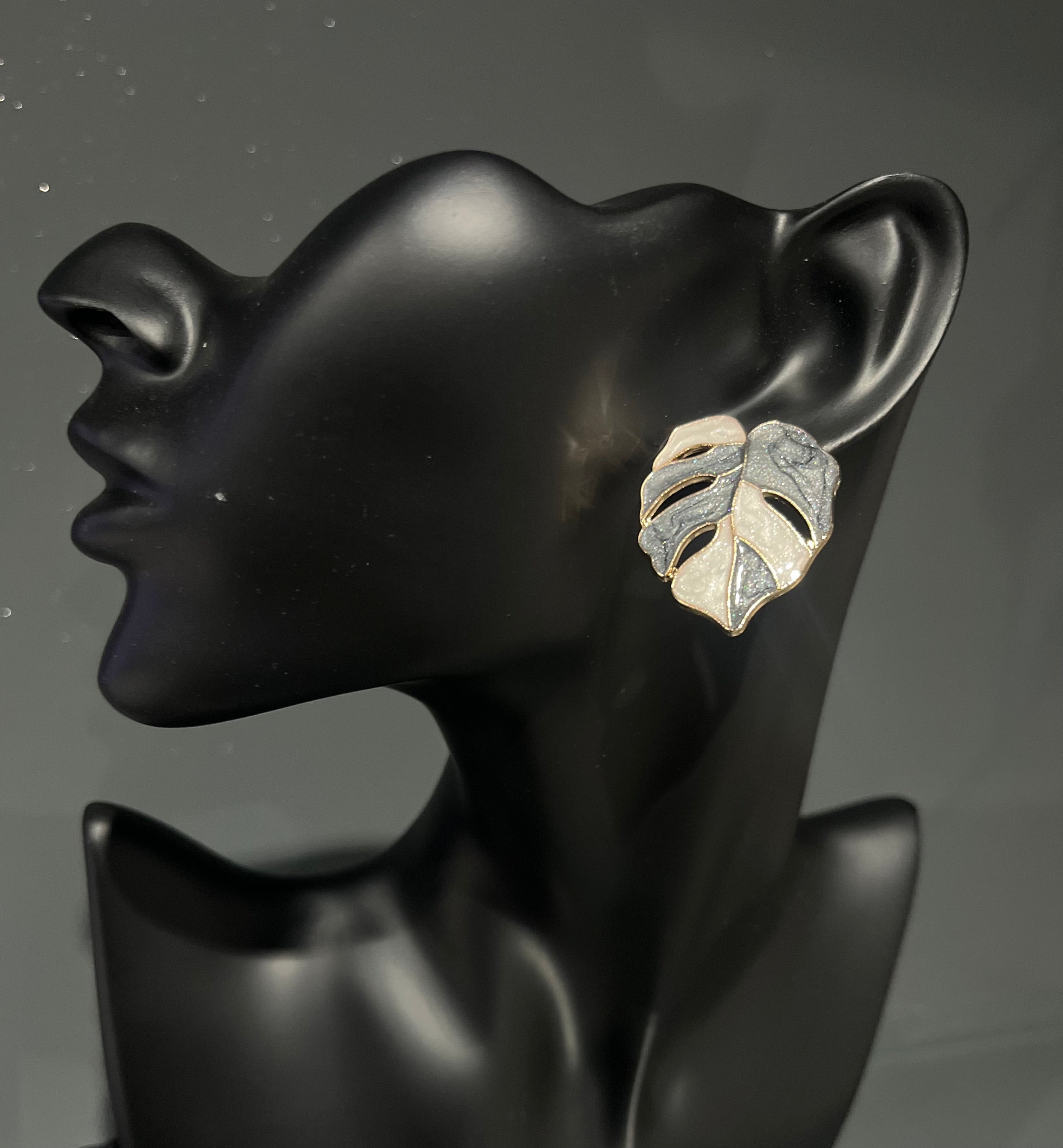Silver & Black Leaf Earring
