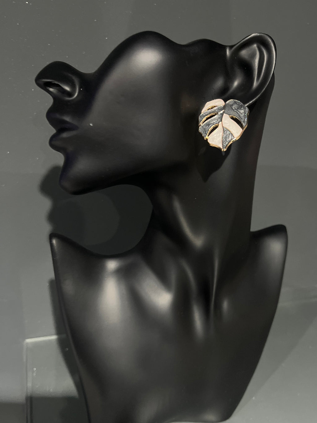 Silver & Black Leaf Earring