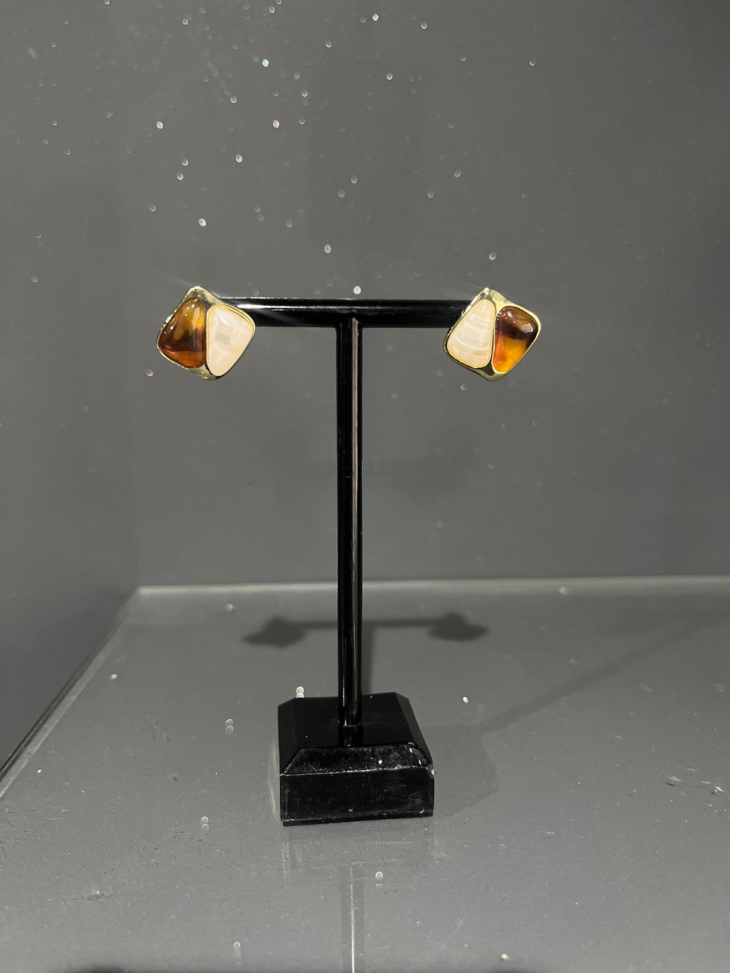 Square Contrast Brown & Gold Earring
